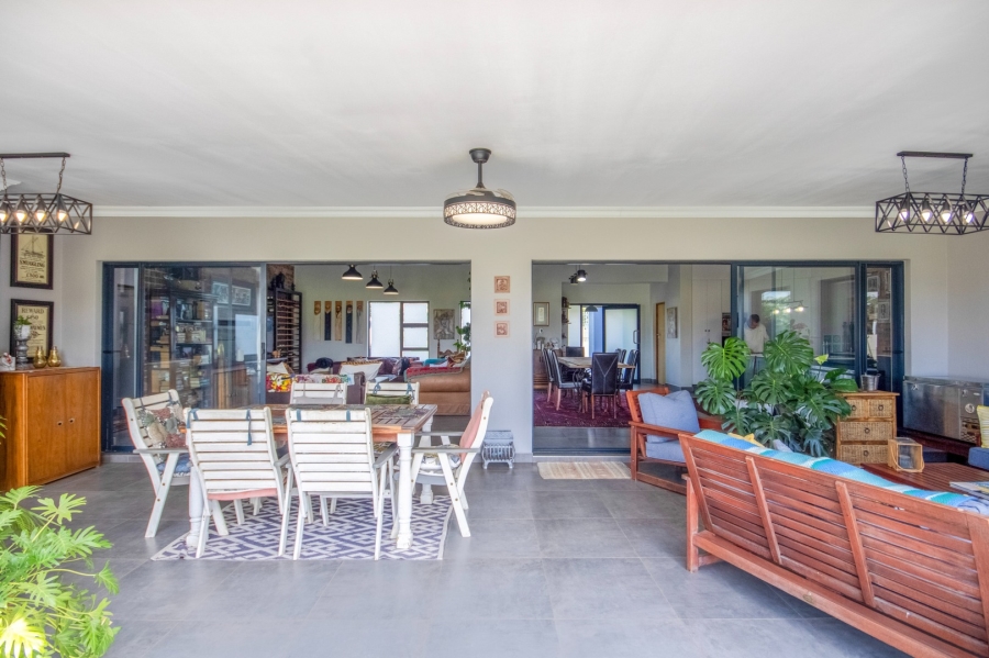 3 Bedroom Property for Sale in WestLake Country Safari Estate North West